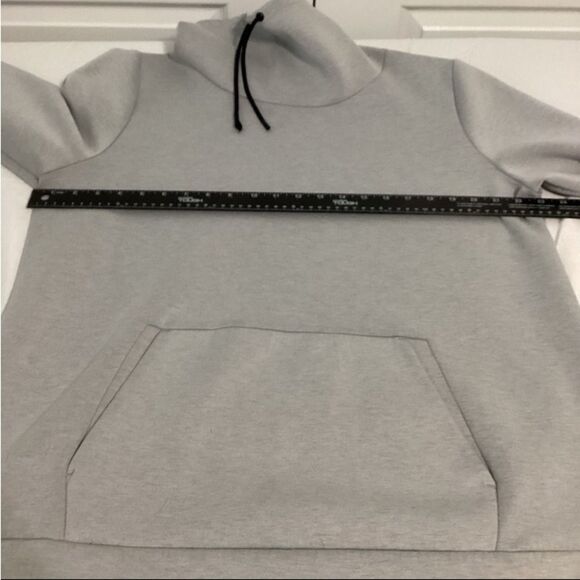 Champion Women’s Long Sleeve Kangaroo Pocket Sweatshirt. Size XXL. - Picture 8 of 8
